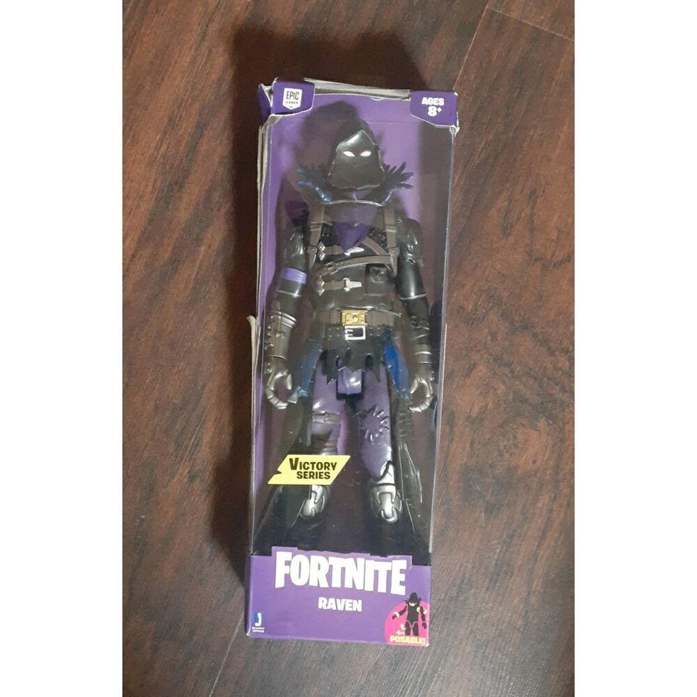 Fortnight posable Raven - Picture 4 of 4